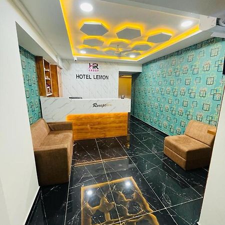 Hotel Lemon Gota Ahmedabad Exterior photo